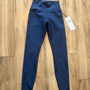 High-Waist Airlift Legging